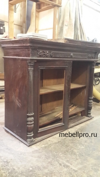 Шкаф до реставрации